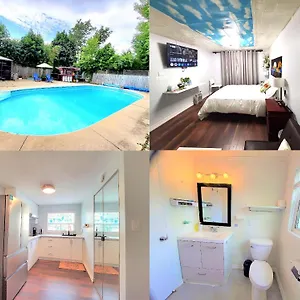 Cozy And Quiet House With Swimming Pool Toronto